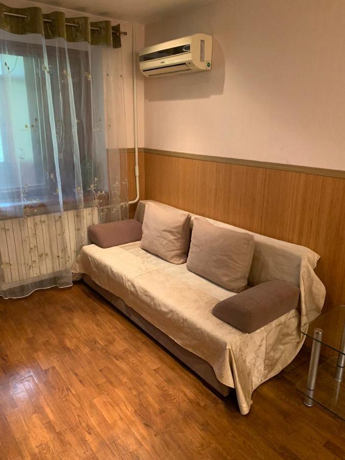Apartment In The City Center Dnipro Esterno foto